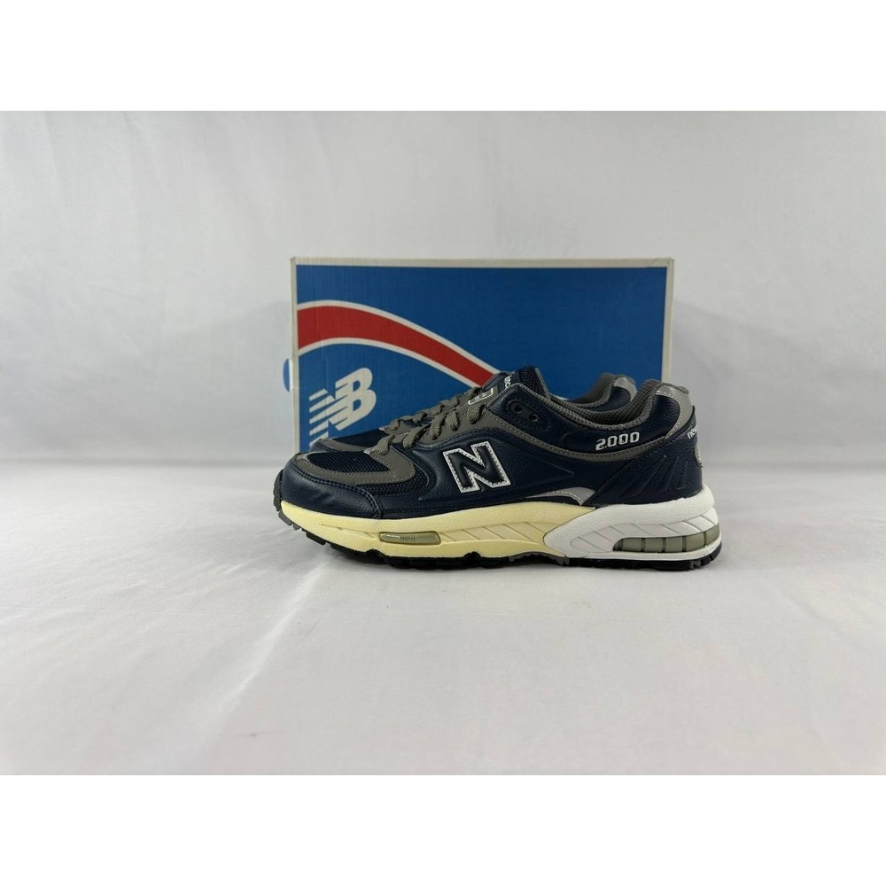 New Balance 2000 Limited Edition 'Navy Grey White' M2000NV Men's Size 7.5 - Picture 6 of 14